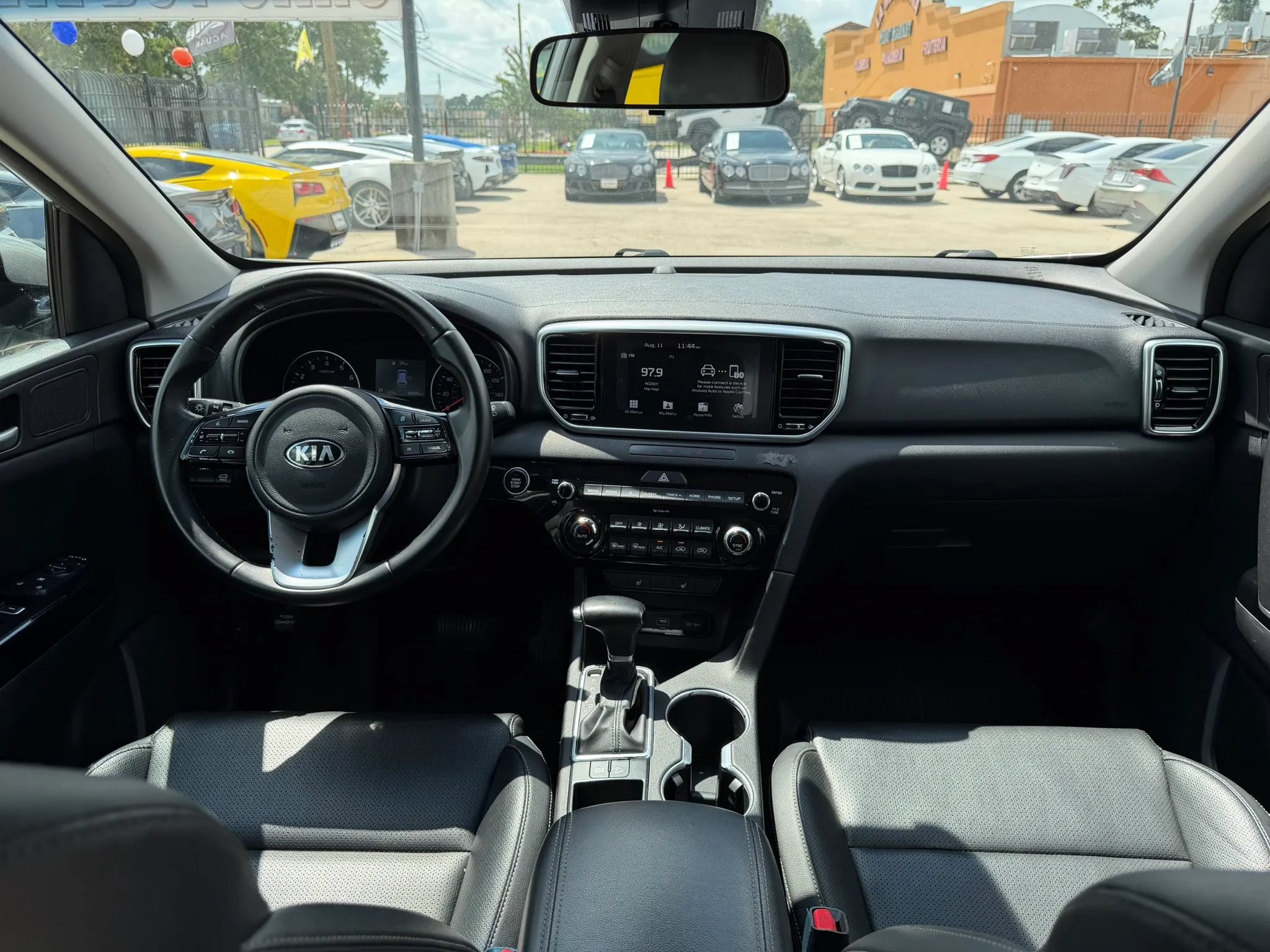 Used 2020 Kia Sportage EX FWD image 29