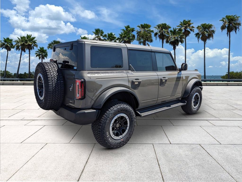 New 2025 Ford Bronco Outer Banks w/ Sasquatch Package AWD/4WD image 7