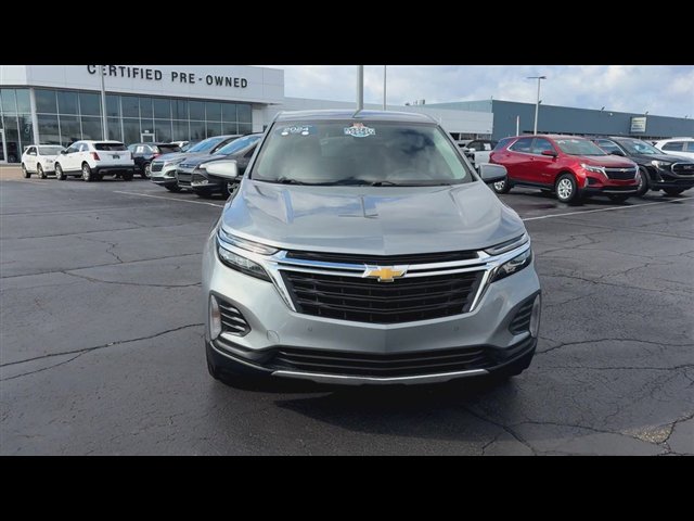 Certified 2024 Chevrolet Equinox LT w/ LPO, Floor Liner Package FWD image 3