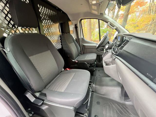 Certified 2024 Ford Transit 250 Low Roof w/ Exterior Upgrade Package image 24
