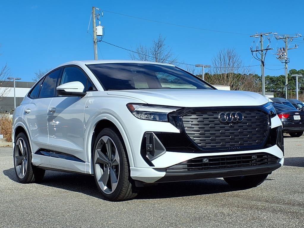New 2025 Audi Q4 e-tron Premium Plus AWD/4WD image 3