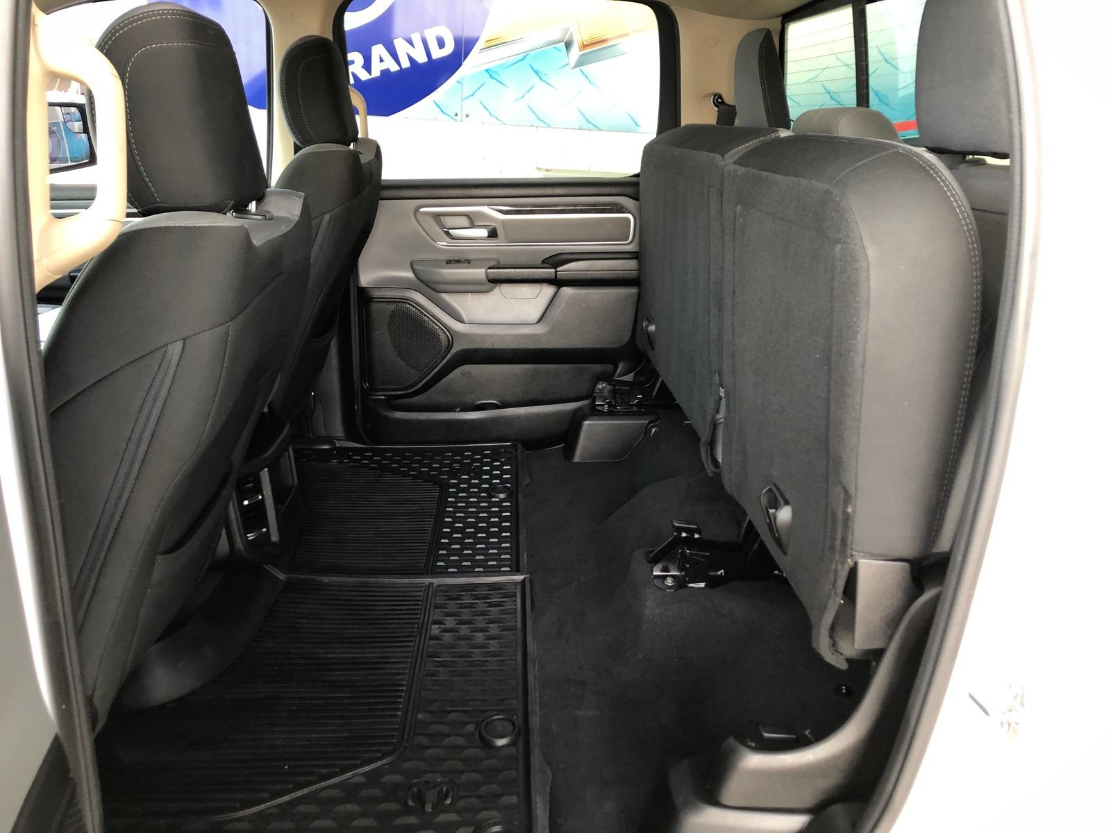 Used 2019 RAM 1500 Big Horn AWD/4WD image 12
