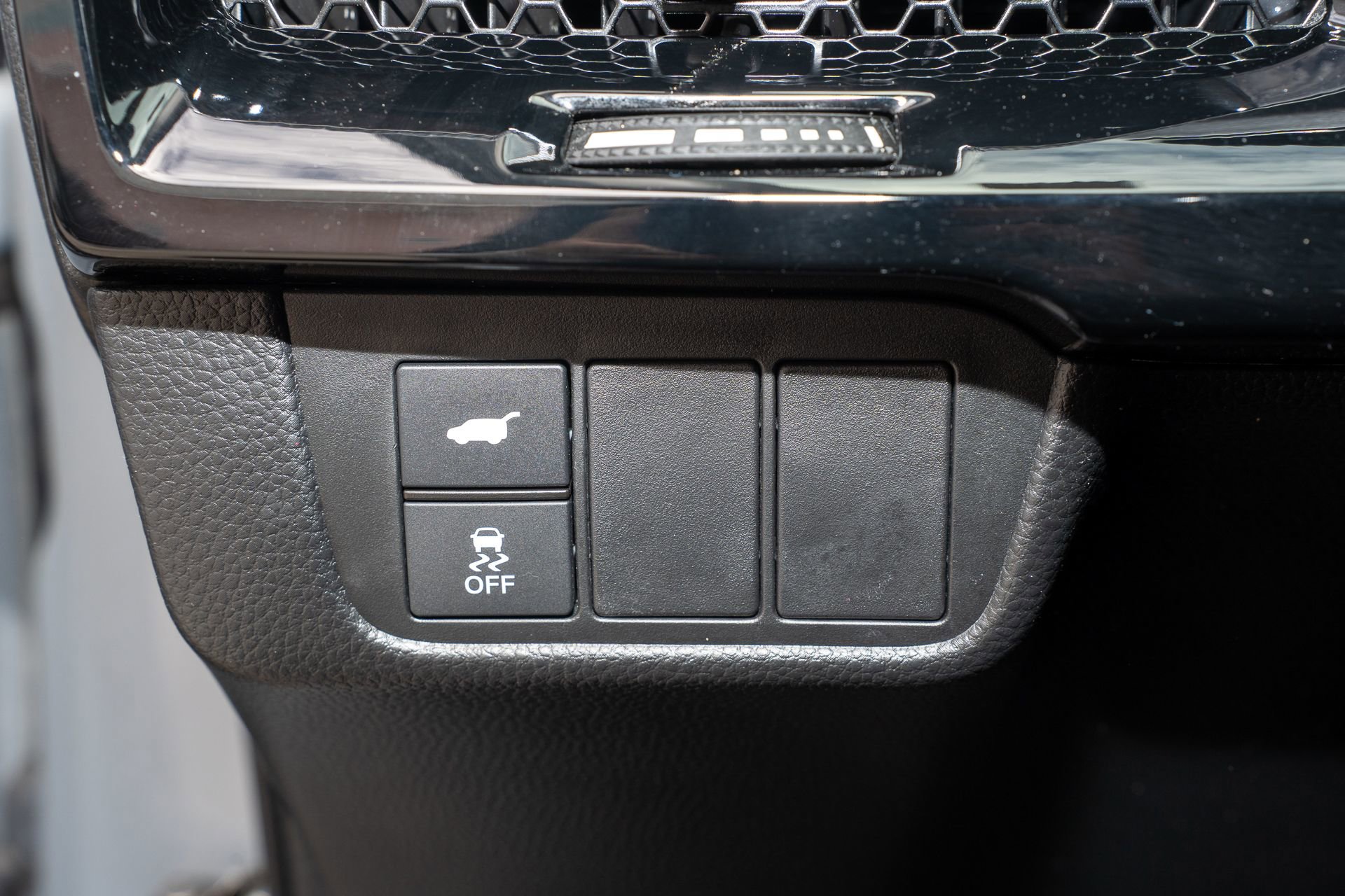 Certified 2025 Honda CR-V EX-L image 30