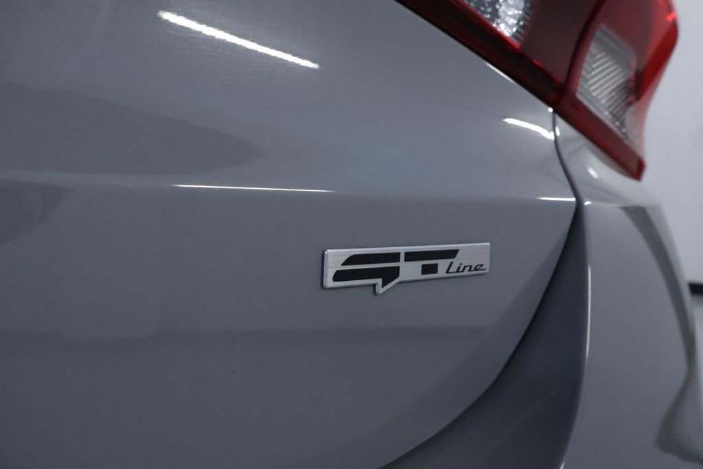 Used 2023 Kia K5 GT-Line image 11