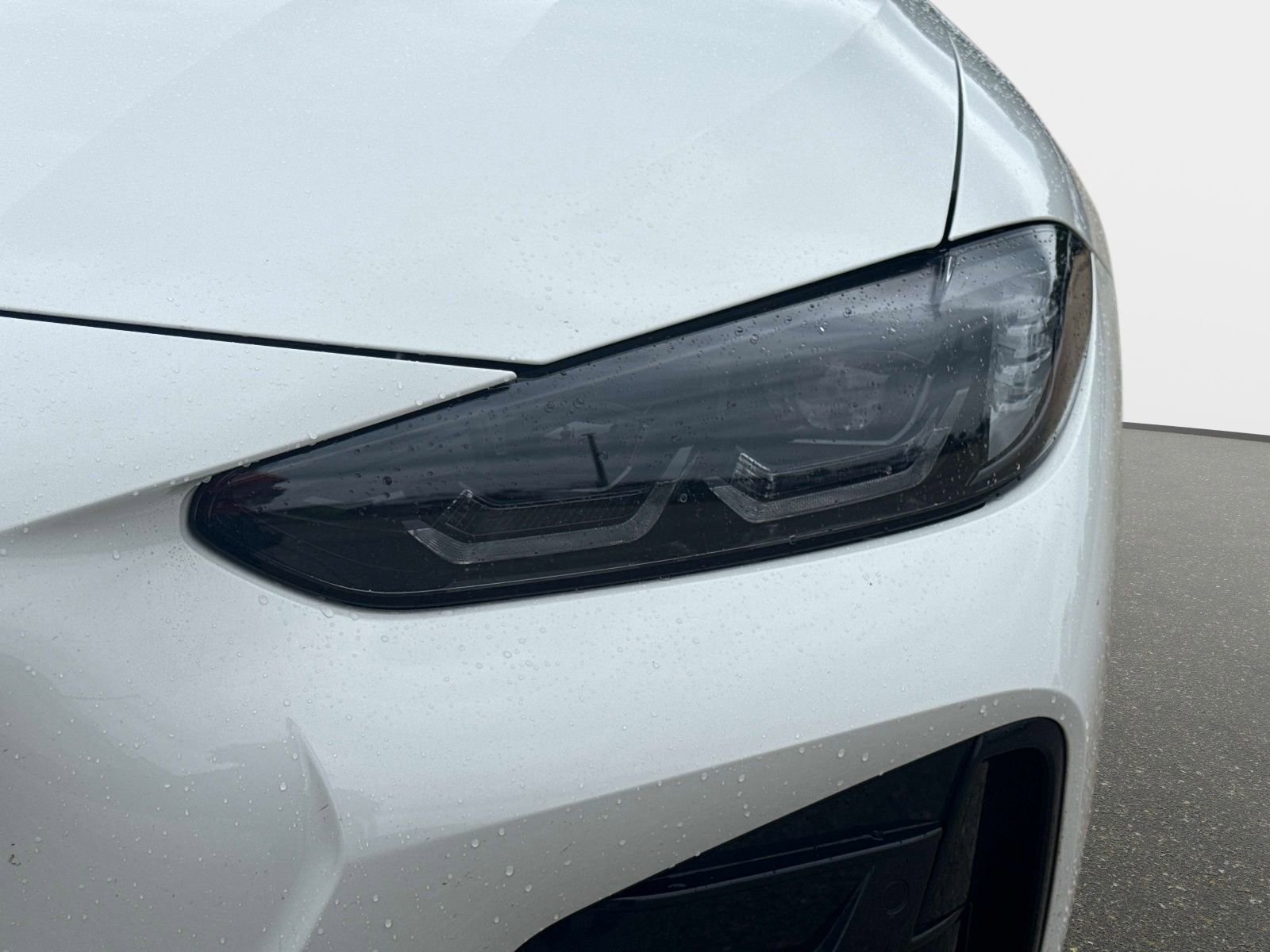 Used 2023 BMW M440i Coupe w/ Premium Package RWD image 9
