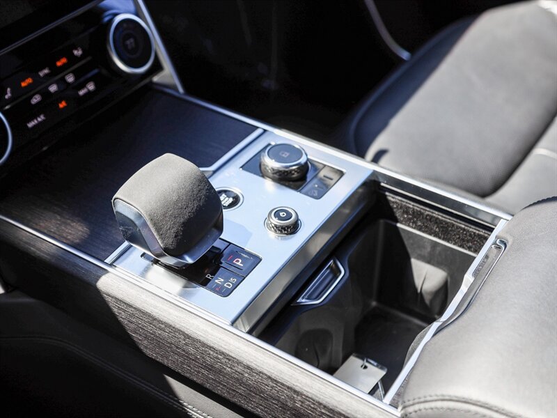 Used 2023 Land Rover Range Rover Autobiography AWD/4WD image 25