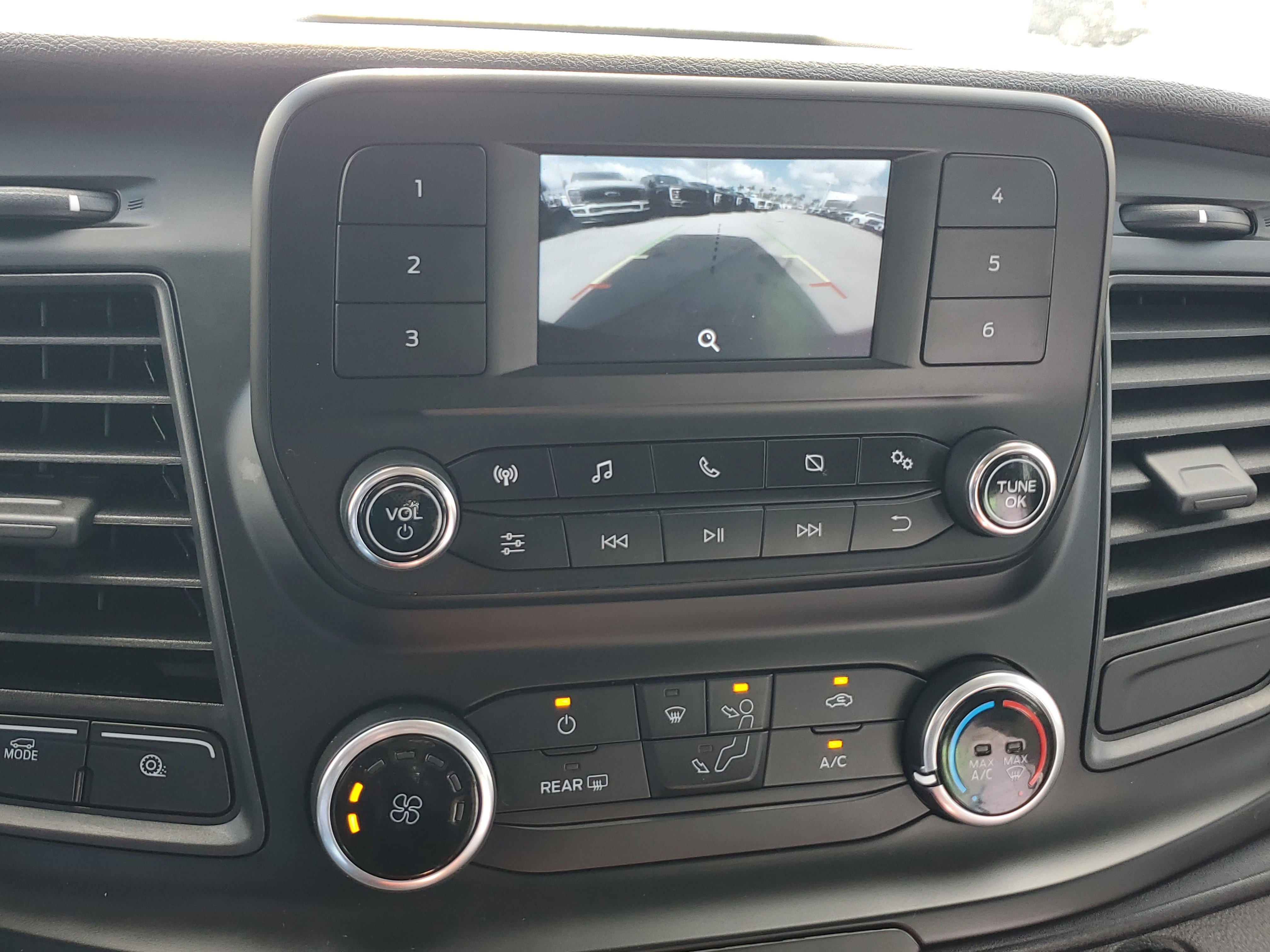 Used 2024 Ford Transit 250 Low Roof w/ Exterior Upgrade Package image 30