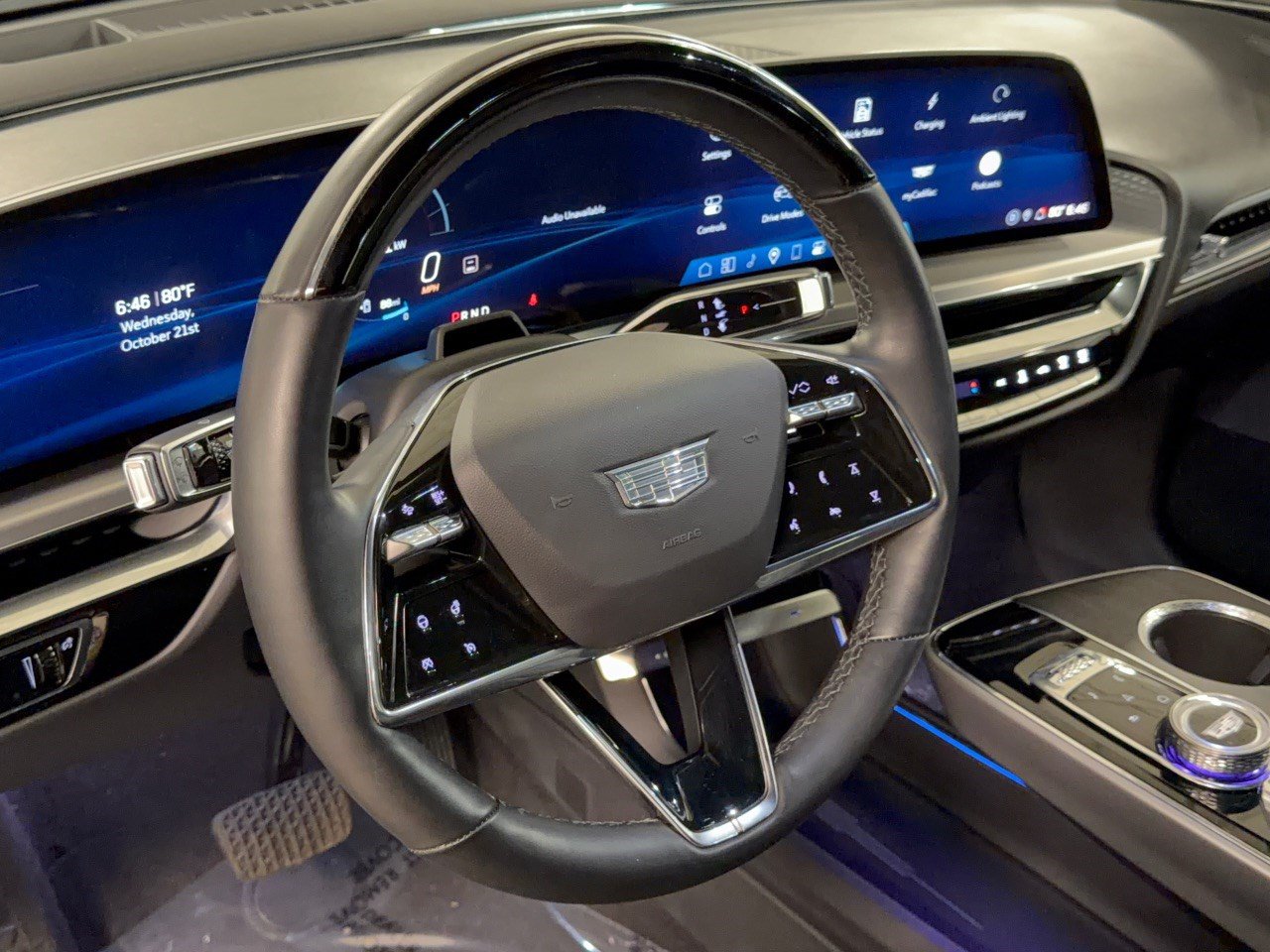 Used 2024 Cadillac Lyriq Luxury w/ LPO, Floor Liner Package AWD/4WD image 10