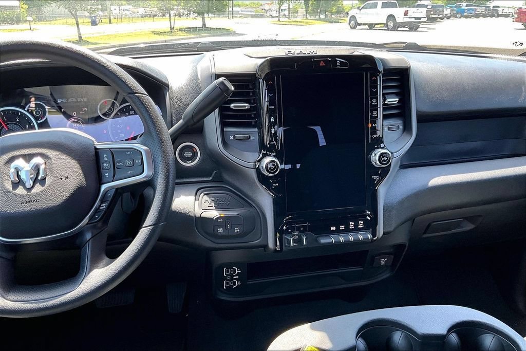 New 2026 RAM 3500 Tradesman AWD/4WD image 7