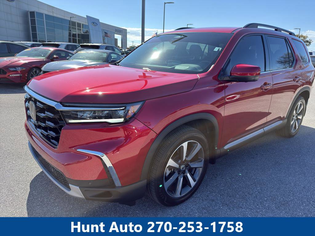 Used 2025 Honda Pilot Elite