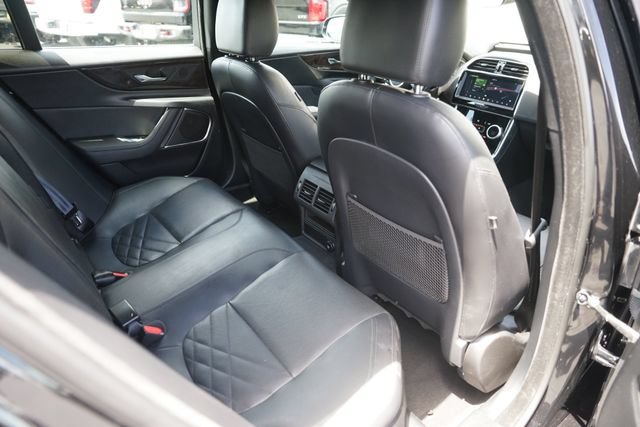 Used 2020 Jaguar XE S RWD image 15