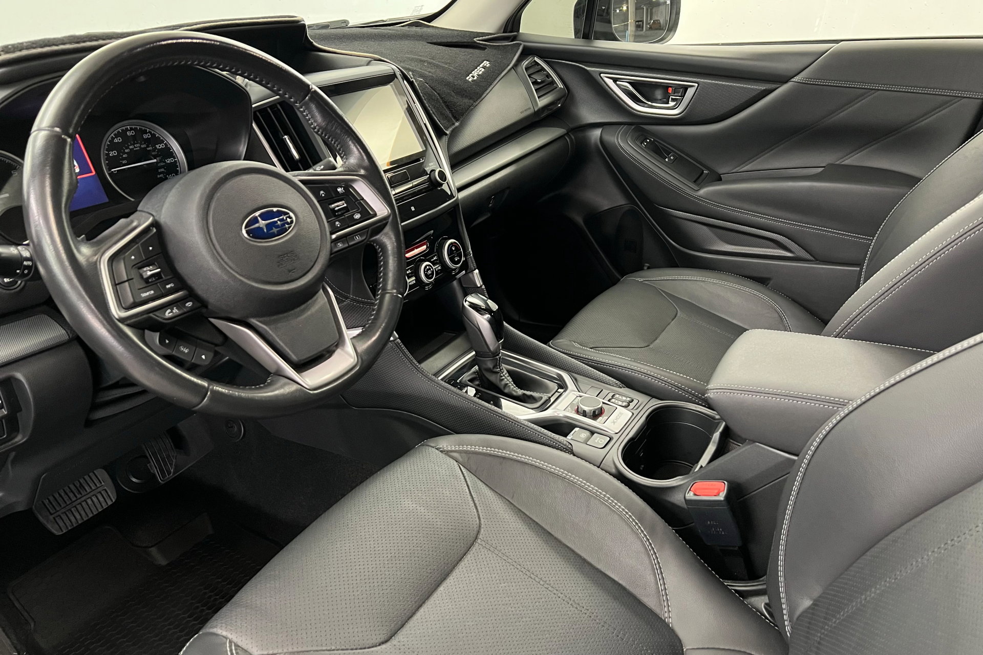 Used 2021 Subaru Forester Limited w/ Popular Package #3 image 17