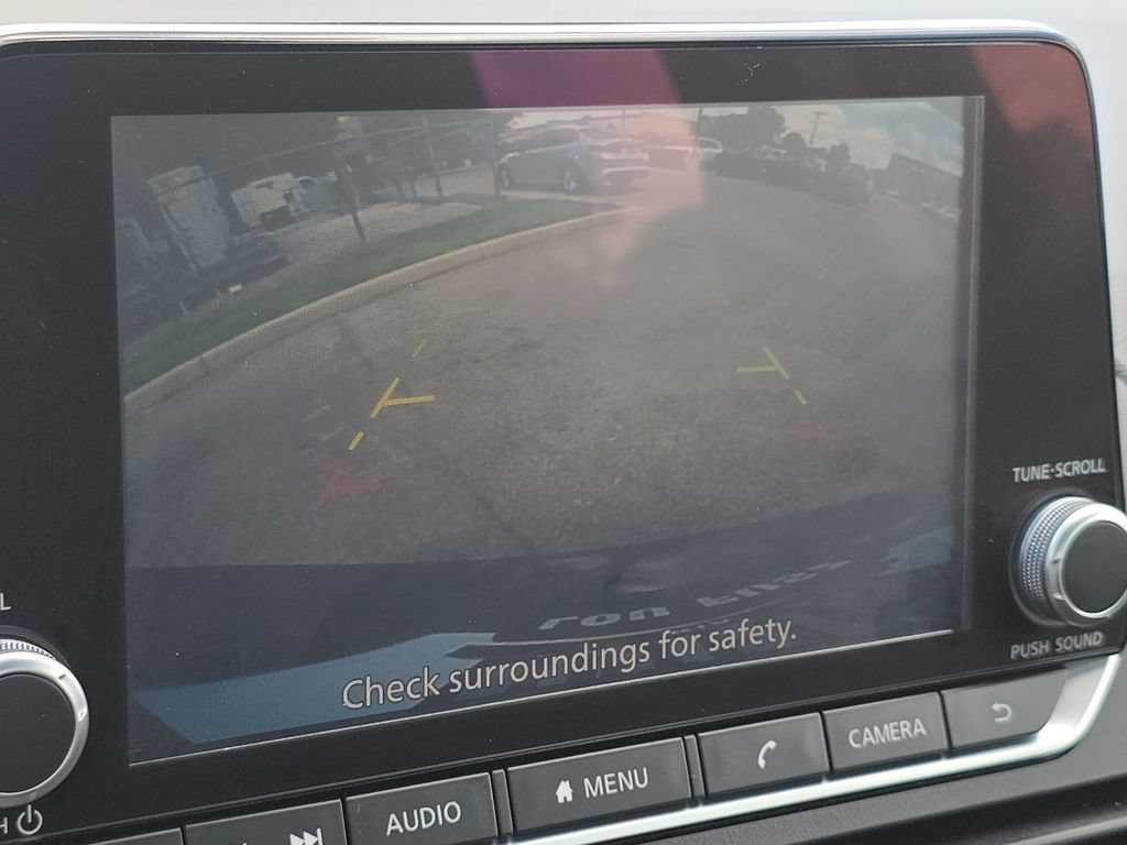 Used 2025 Nissan Altima 2.5 SV FWD image 27