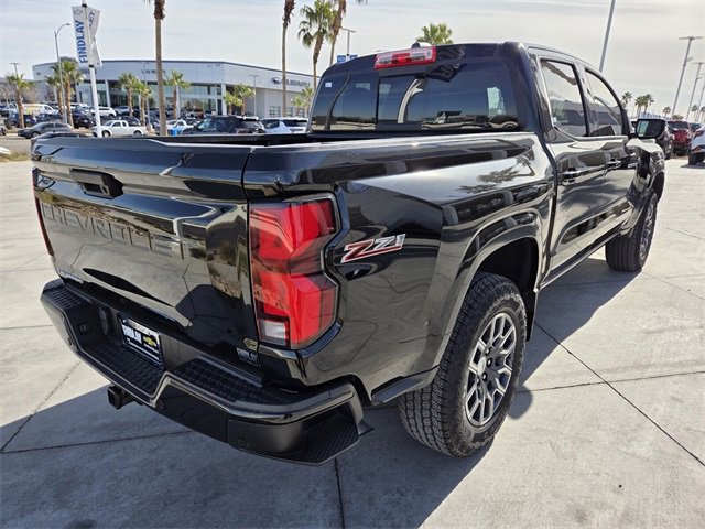 Used 2023 Chevrolet Colorado Z71 w/ Z71 Convenience Package 2 image 6