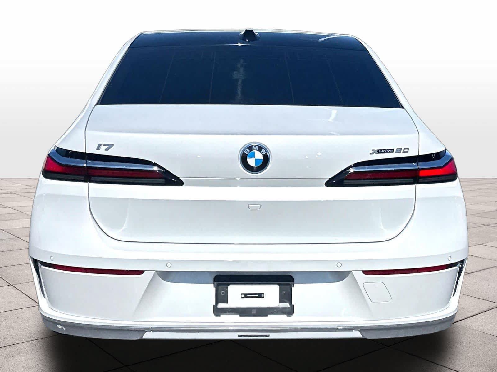 Used 2023 BMW i7 xDrive60 AWD/4WD image 8