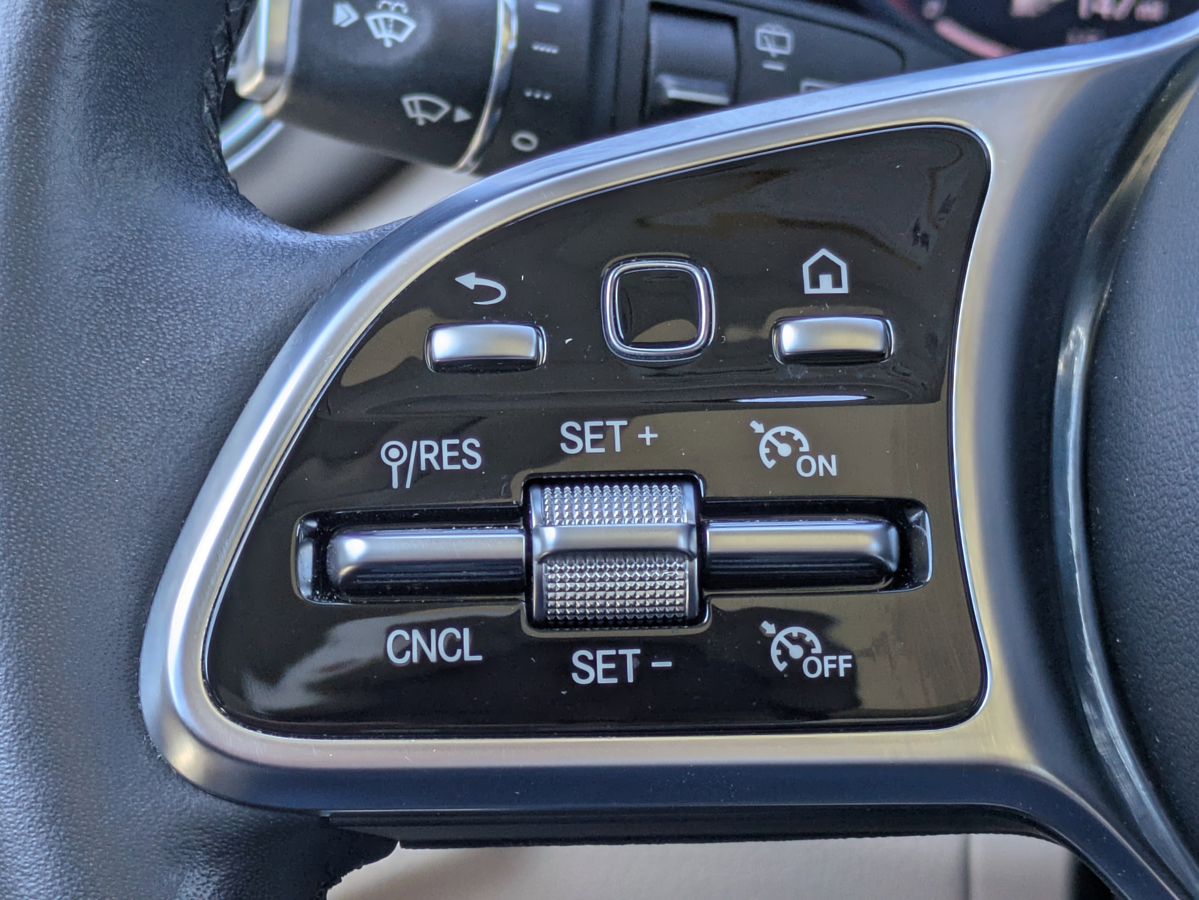 Certified 2022 Mercedes-Benz GLC 300 image 24