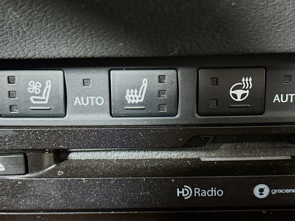 Used 2019 Lexus ES 350 Luxury w/ Accessory Package 2 image 24