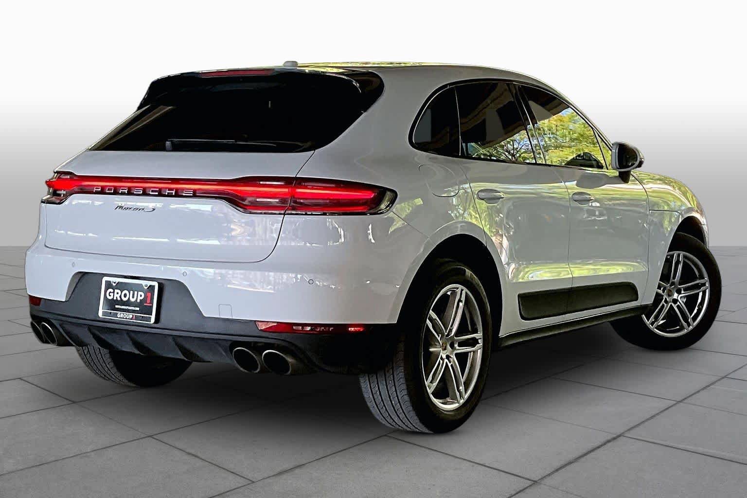 Used 2021 Porsche Macan S AWD/4WD image 12