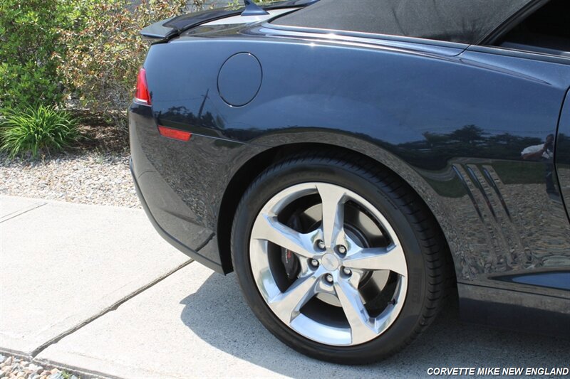 Used 2014 Chevrolet Camaro SS w/ RS Package RWD image 26