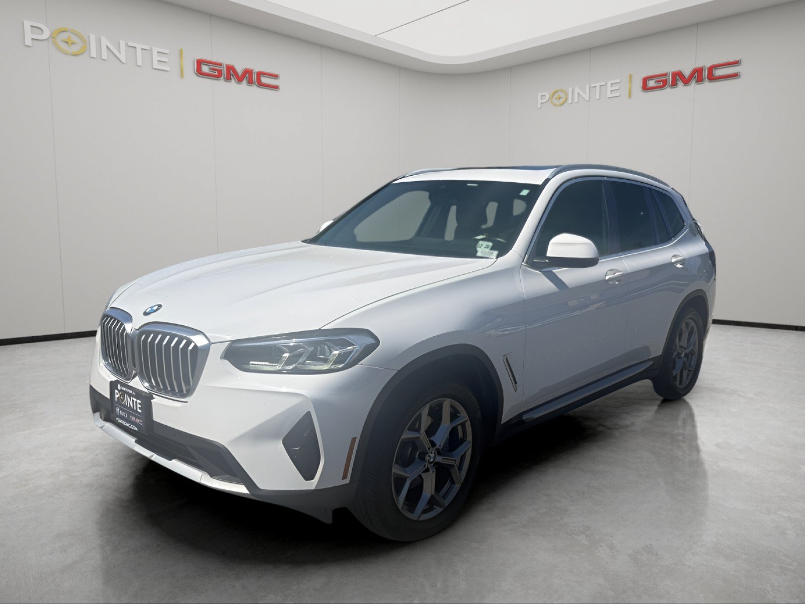 Used 2022 BMW X3 xDrive30i w/ Premium Package 2 AWD/4WD image 7