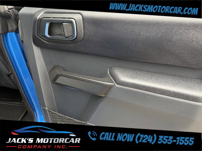 Used 2025 Ford Bronco Badlands image 31