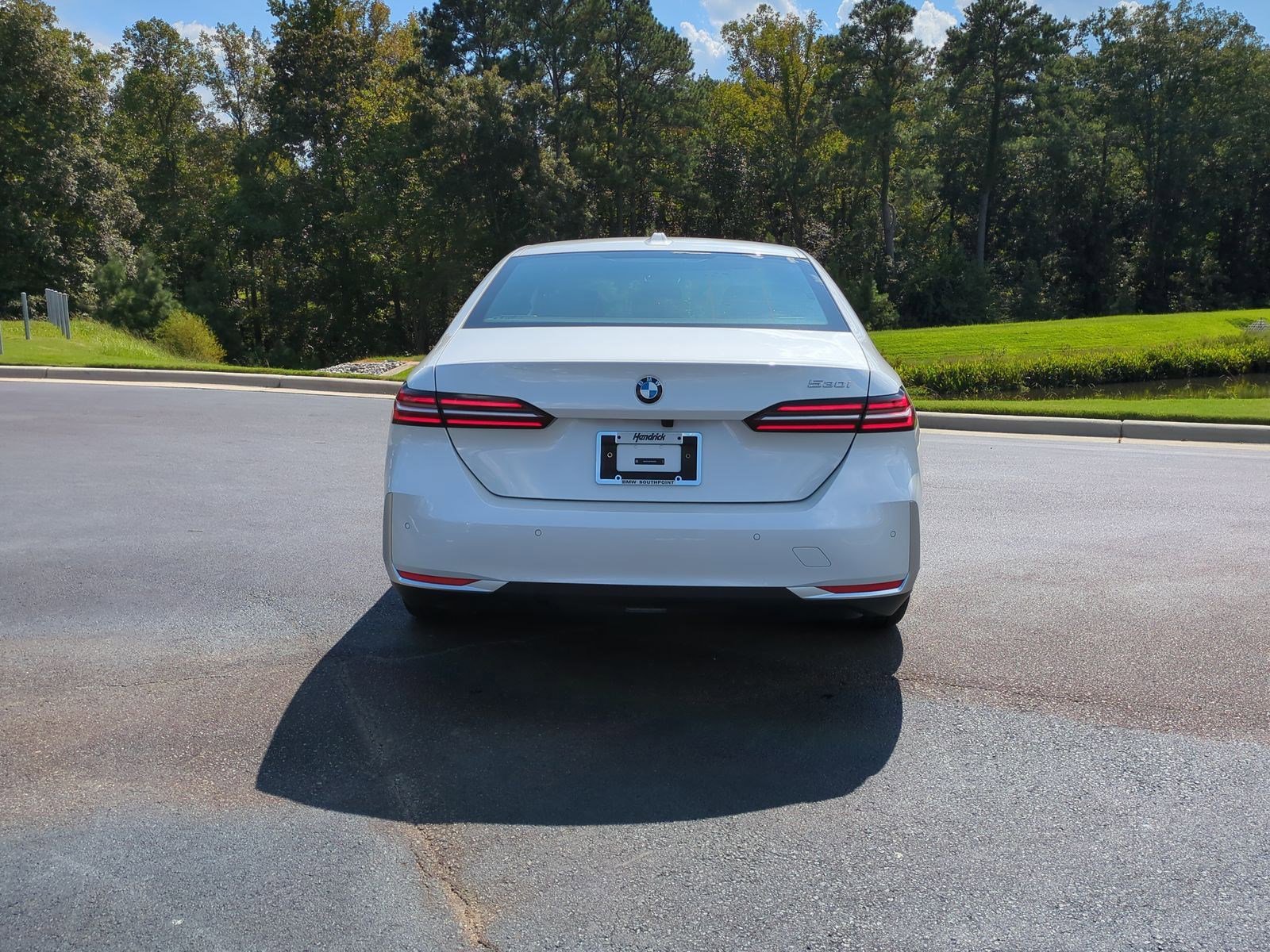 Certified 2026 BMW 530i w/ Premium Package image 8