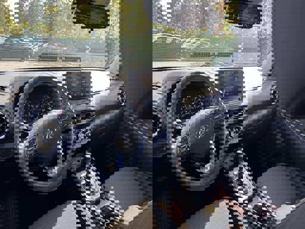 Used 2022 Hyundai Kona SEL w/ Cargo Package image 7