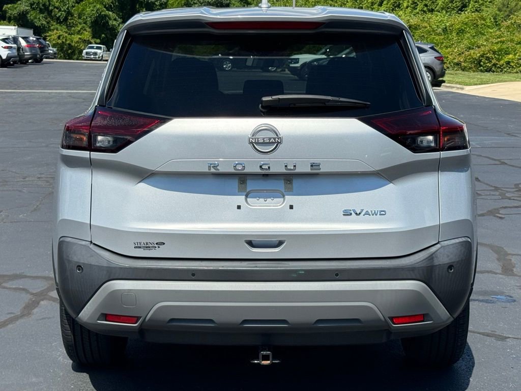 Used 2022 Nissan Rogue SV image 16