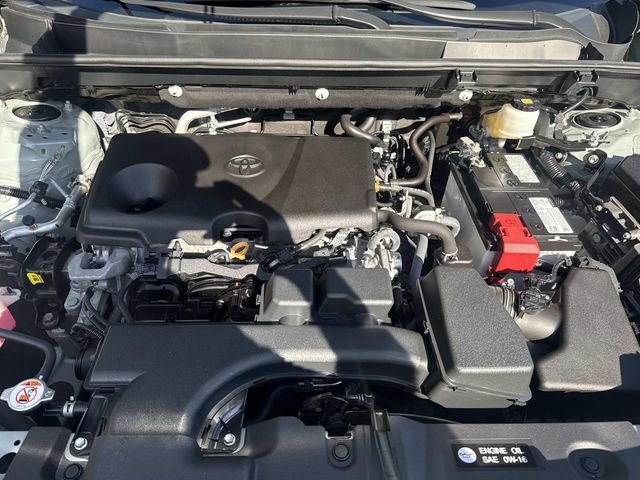 Used 2023 Toyota RAV4 XLE image 12
