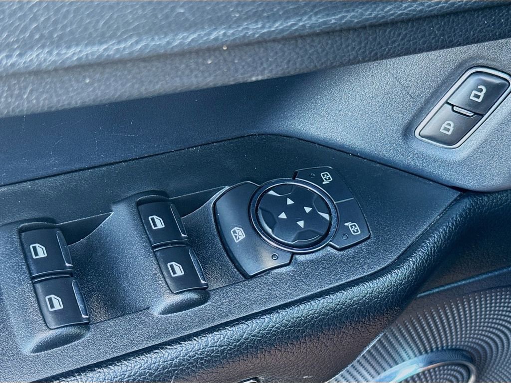 Used 2021 Ford Expedition Max XLT image 12