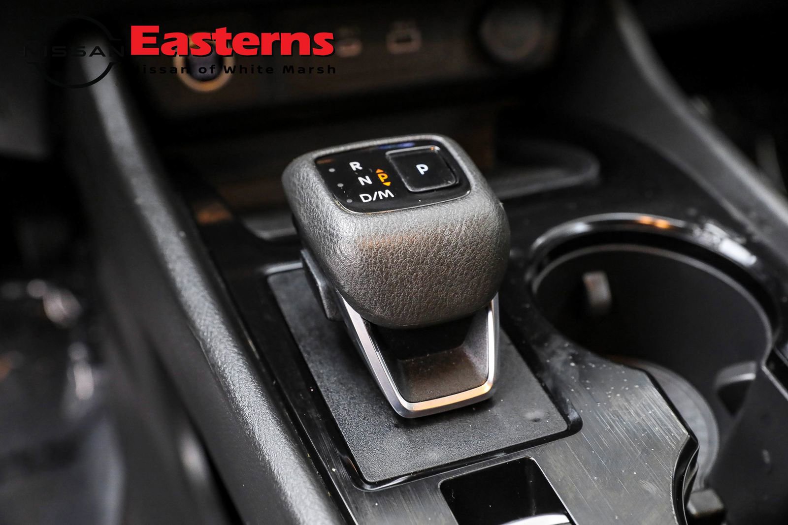 Used 2023 Nissan Rogue SV image 14