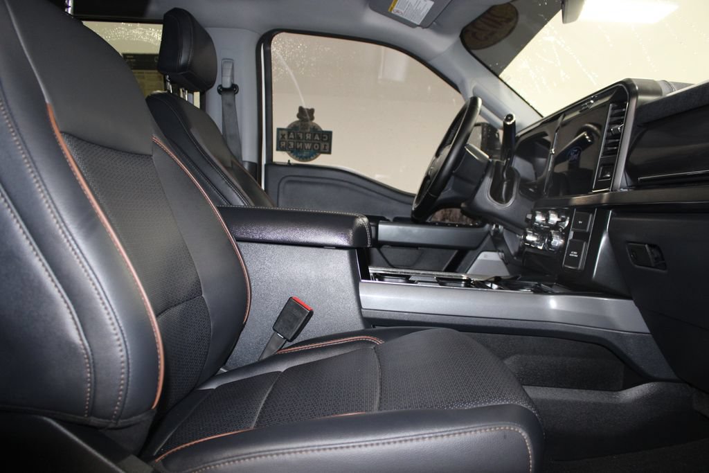 Used 2025 Ford F250 Lariat w/ Black Appearance Package AWD/4WD image 24