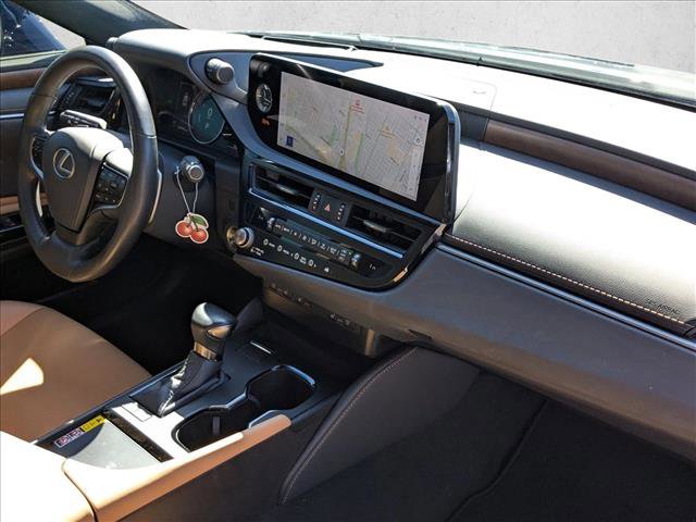 Used 2024 Lexus ES 300h w/ Premium Package image 22