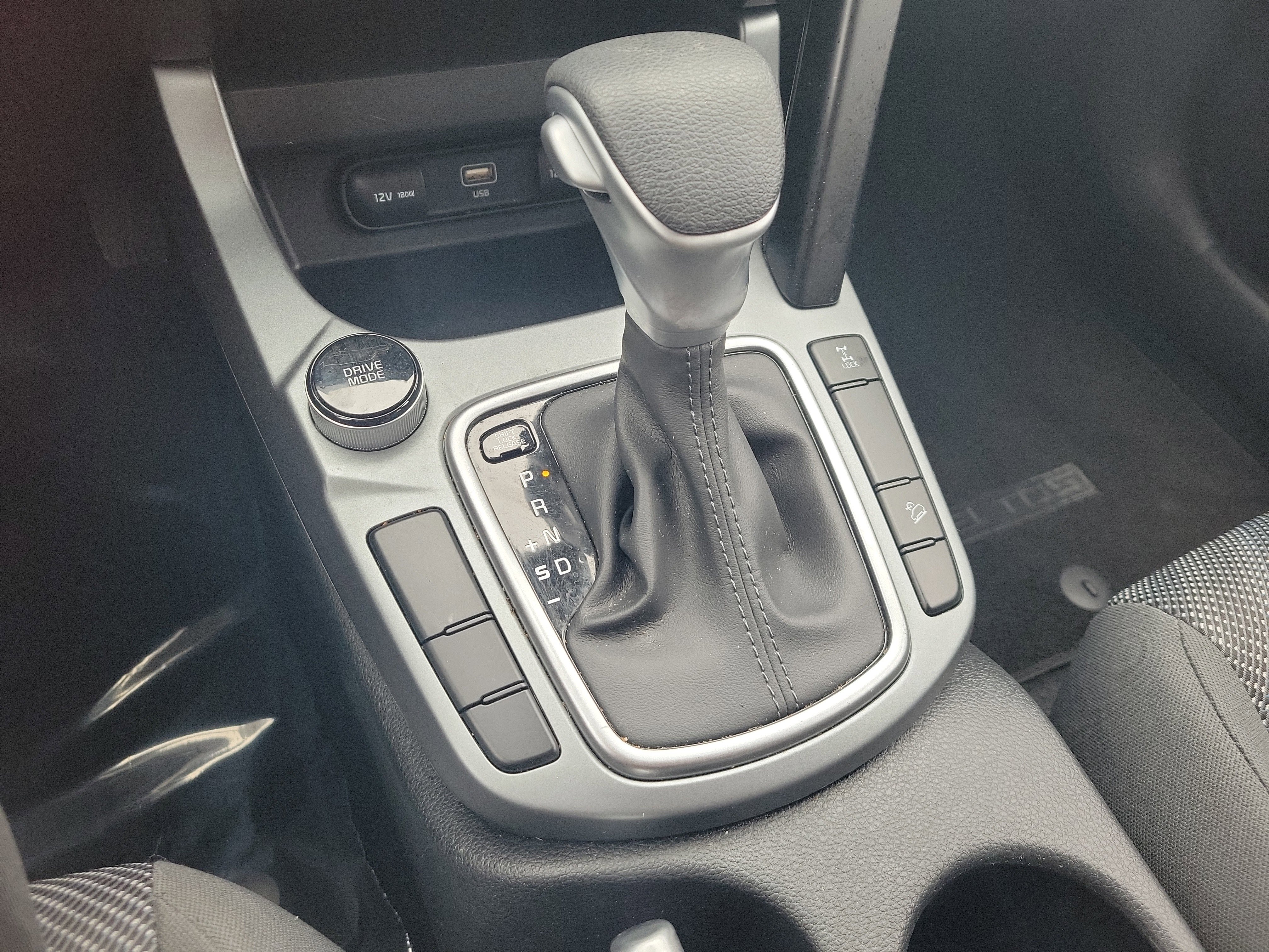 Used 2024 Kia Seltos LX image 25