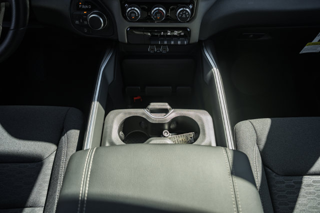 New 2026 RAM 1500 Express AWD/4WD image 37