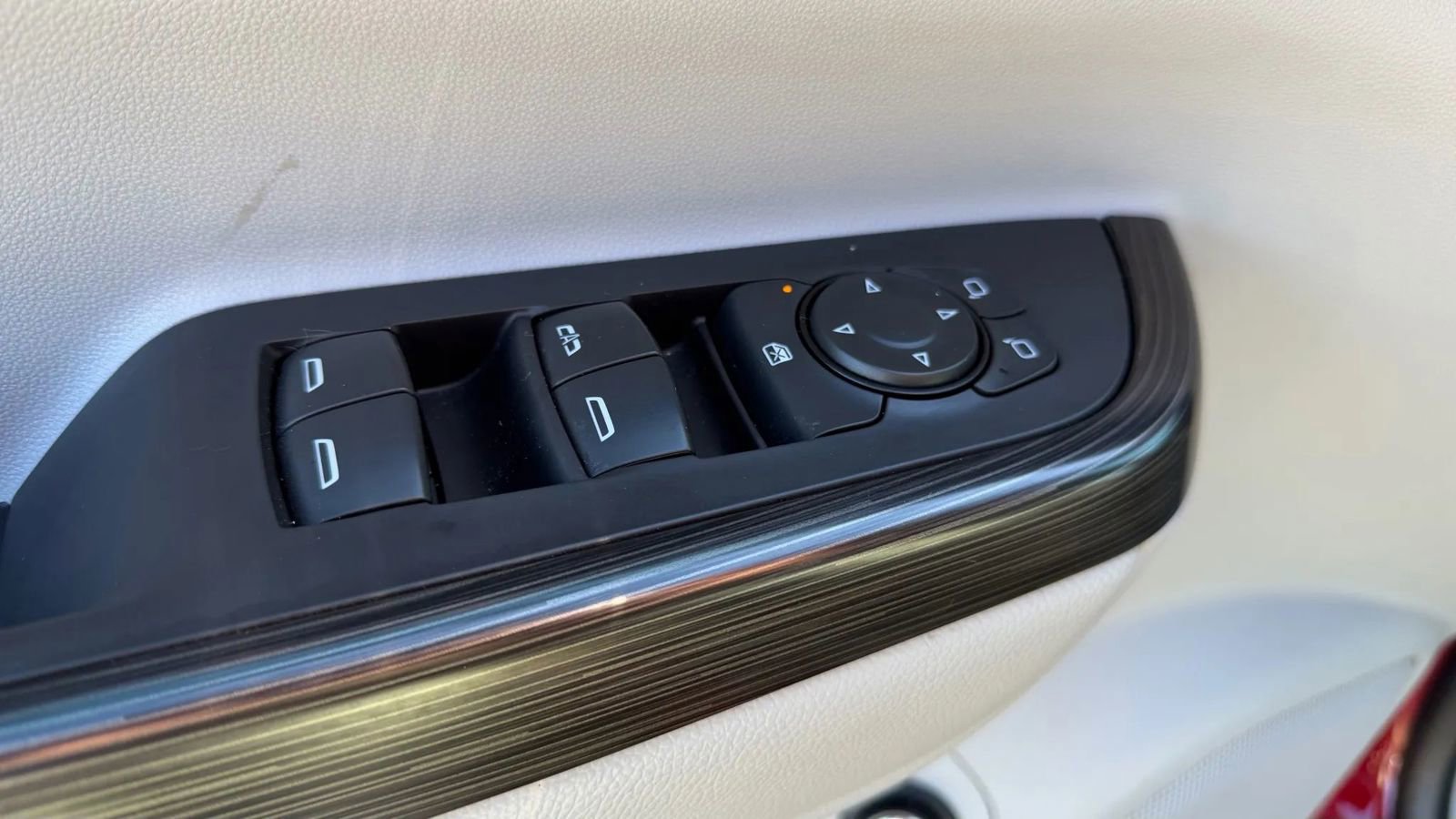 Used 2019 GMC Acadia SLT image 26