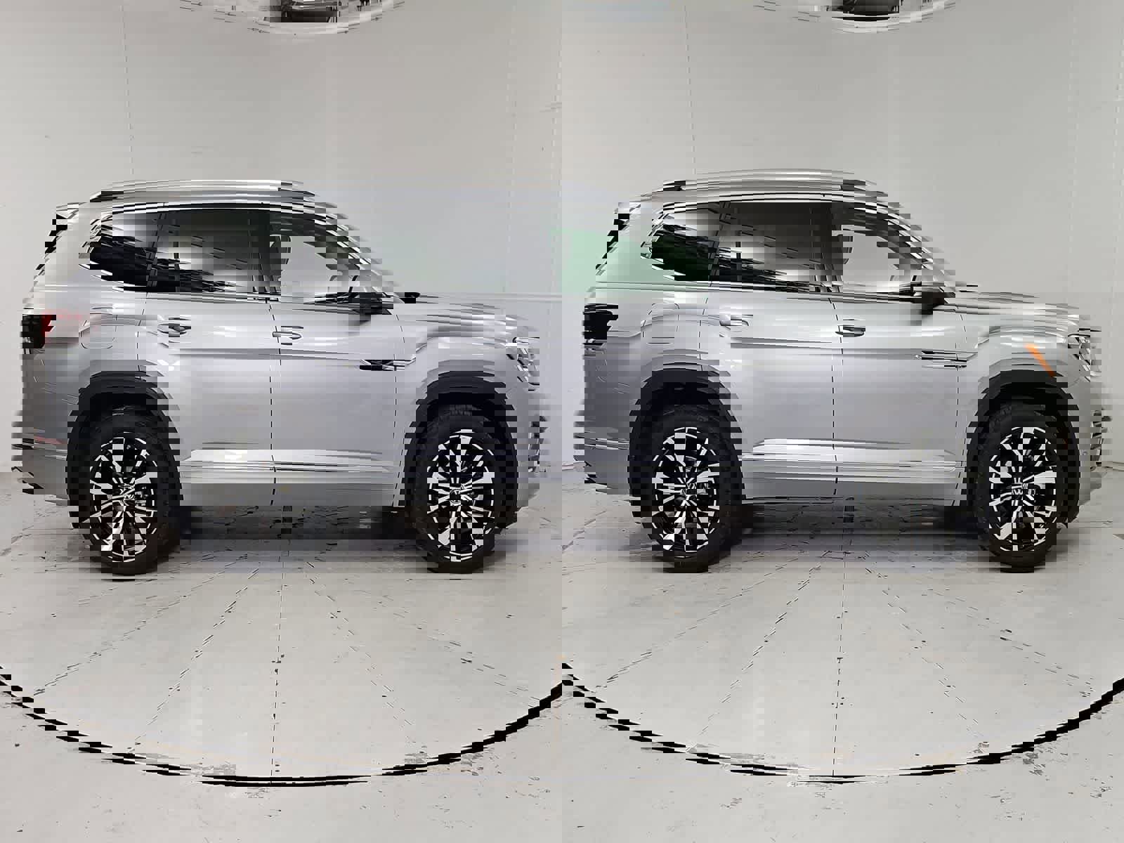 New 2026 Volkswagen Atlas SEL Premium R-Line image 7