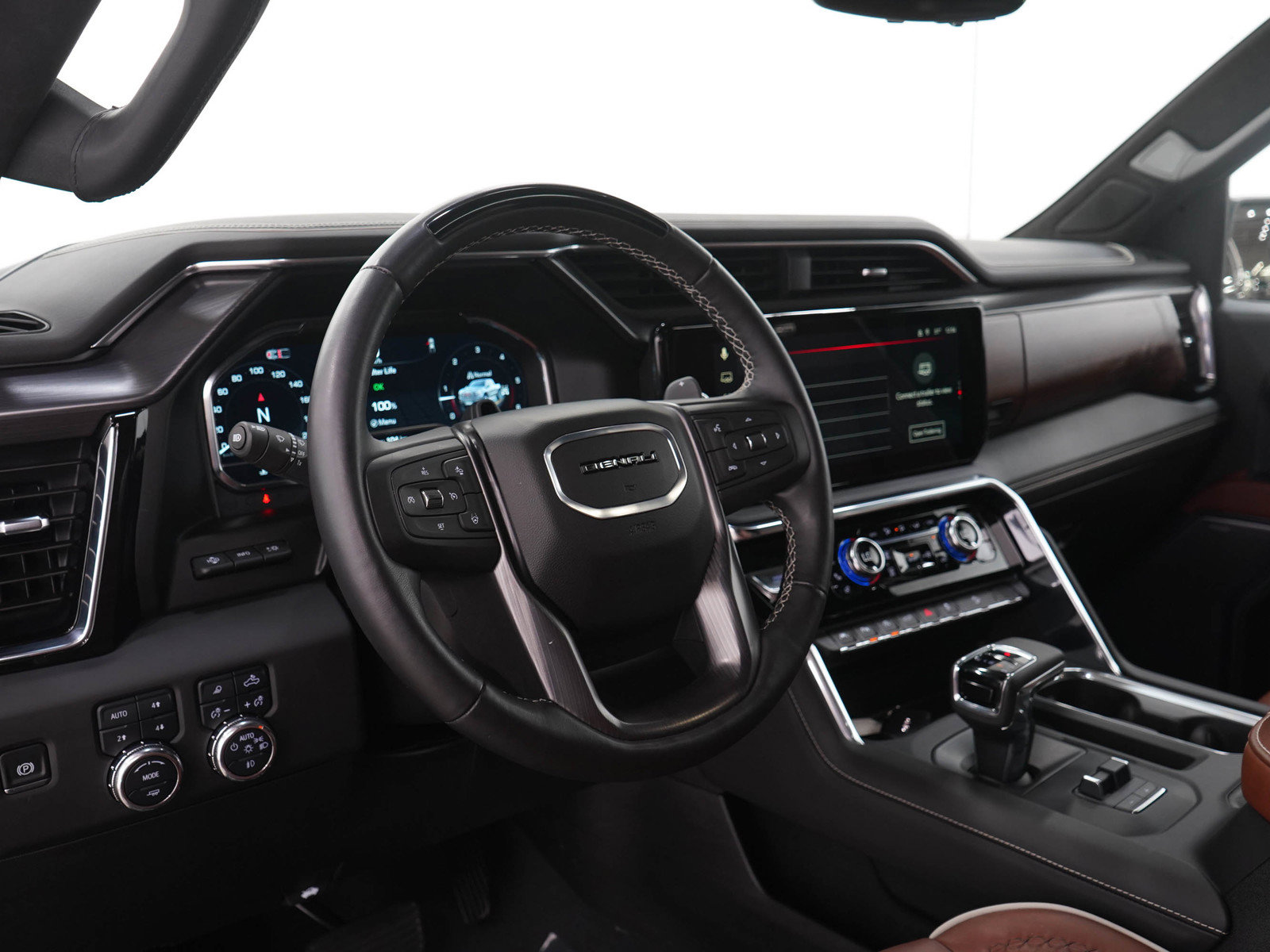 Used 2025 GMC Sierra 1500 Denali Ultimate AWD/4WD image 26