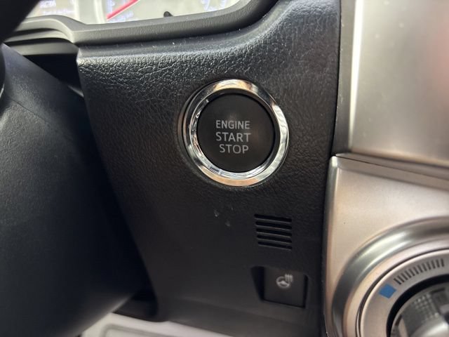 Used 2023 Toyota 4Runner Limited AWD/4WD image 21
