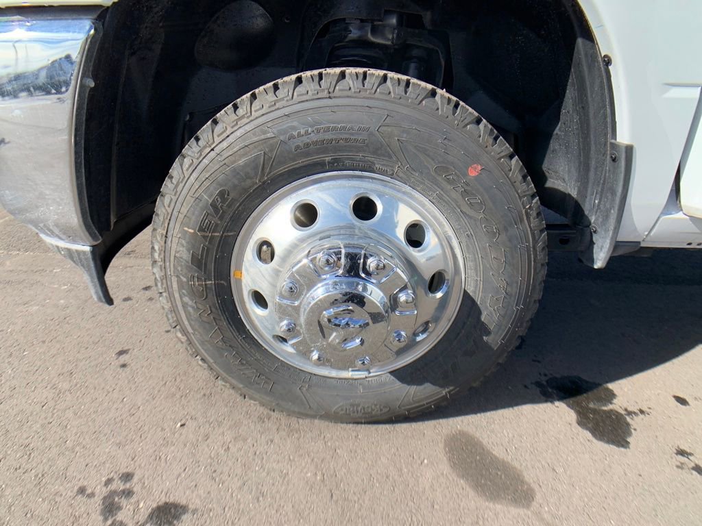 New 2026 RAM 3500 Tradesman w/ Chrome Appearance Group image 28