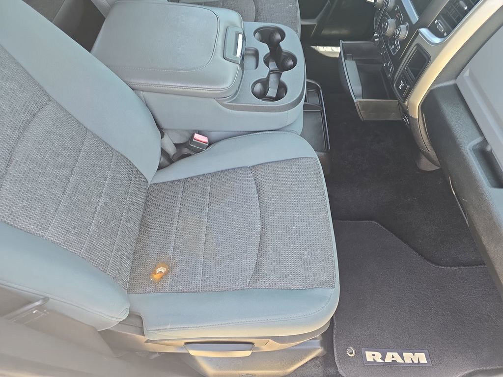 Used 2014 RAM 1500 SLT AWD/4WD image 10