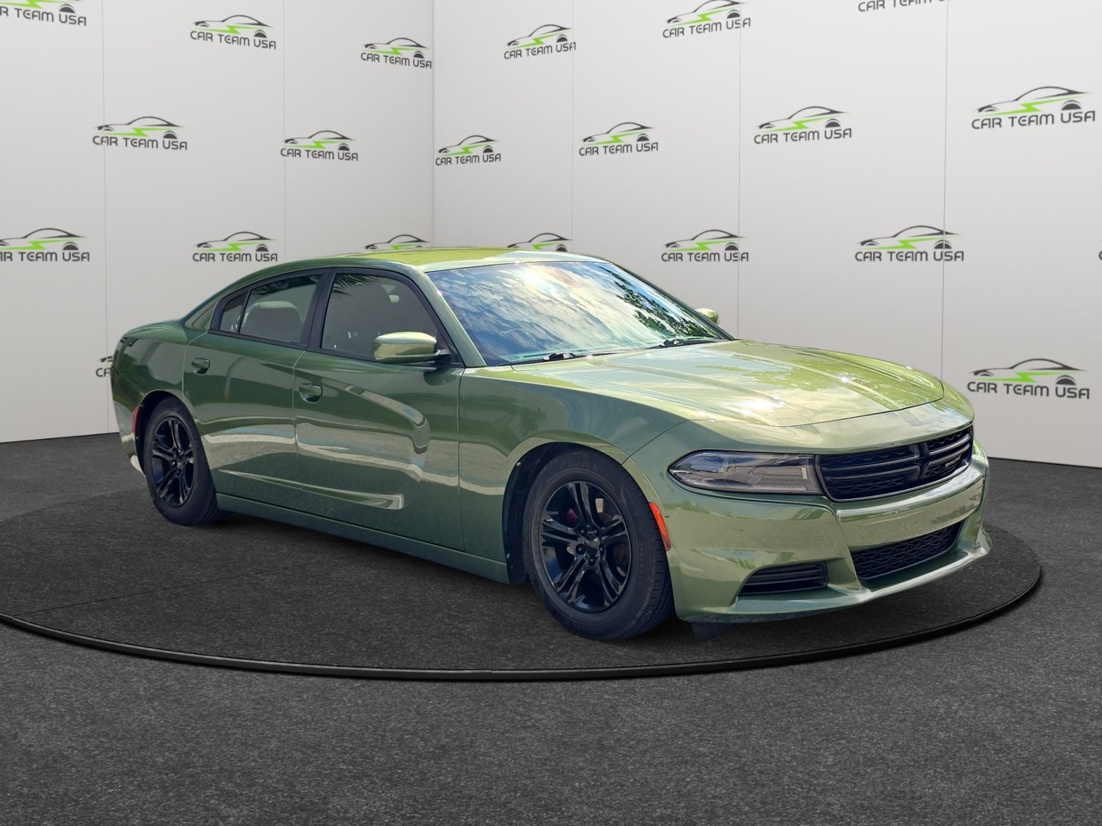Used 2022 Dodge Charger SXT image 12