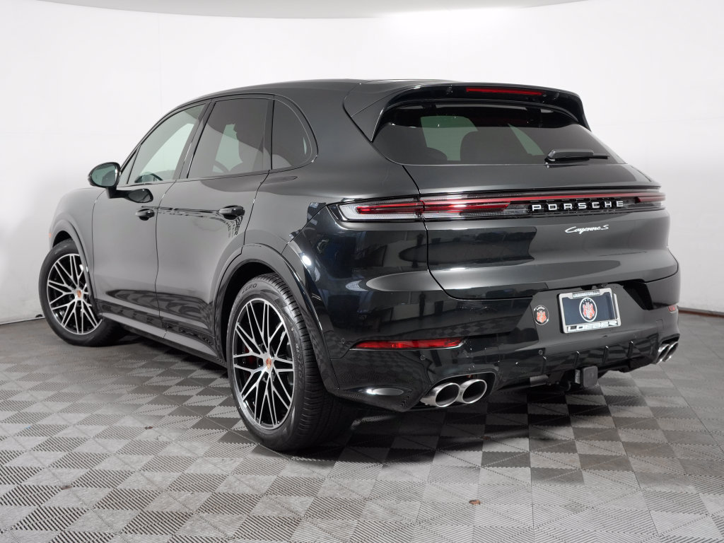 New 2026 Porsche Cayenne S AWD/4WD image 3