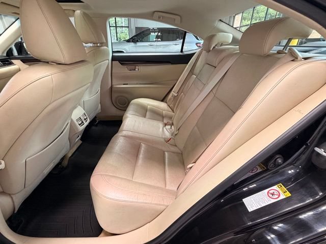 Used 2013 Lexus ES 350 w/ Luxury Pkg FWD image 14
