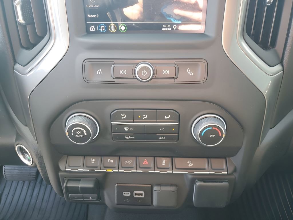 Used 2025 Chevrolet Silverado 2500 Custom w/ Custom Value Package image 39