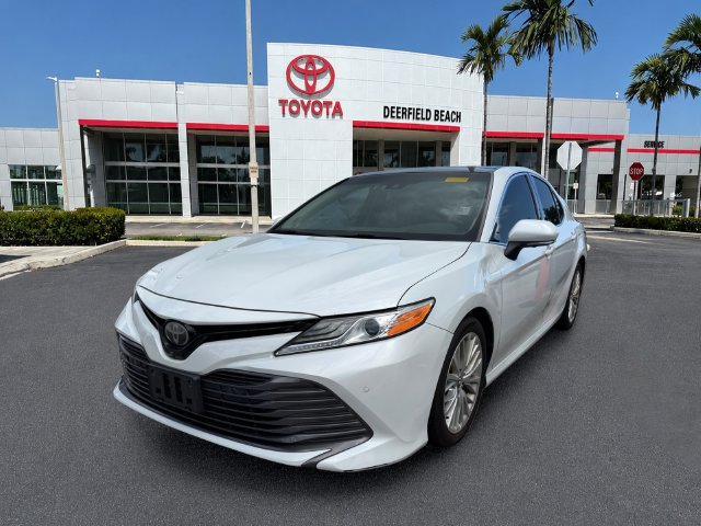 Used 2018 Toyota Camry XLE w/ Driver Assist Package FWD image 3