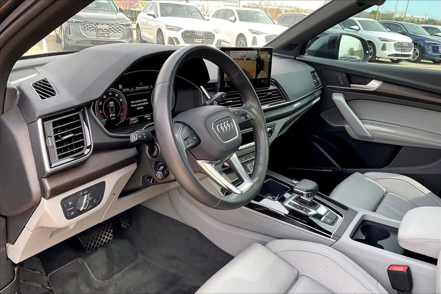 Used 2024 Audi Q5 2.0T Premium Plus image 17