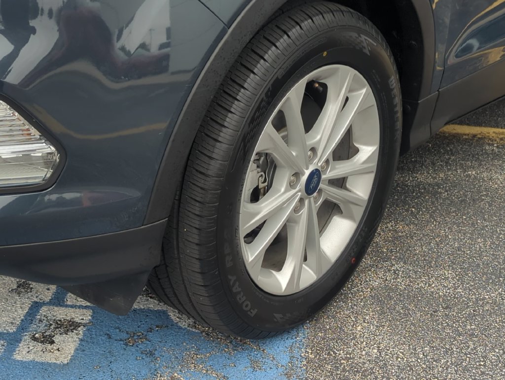 Used 2019 Ford Escape SE AWD/4WD image 9