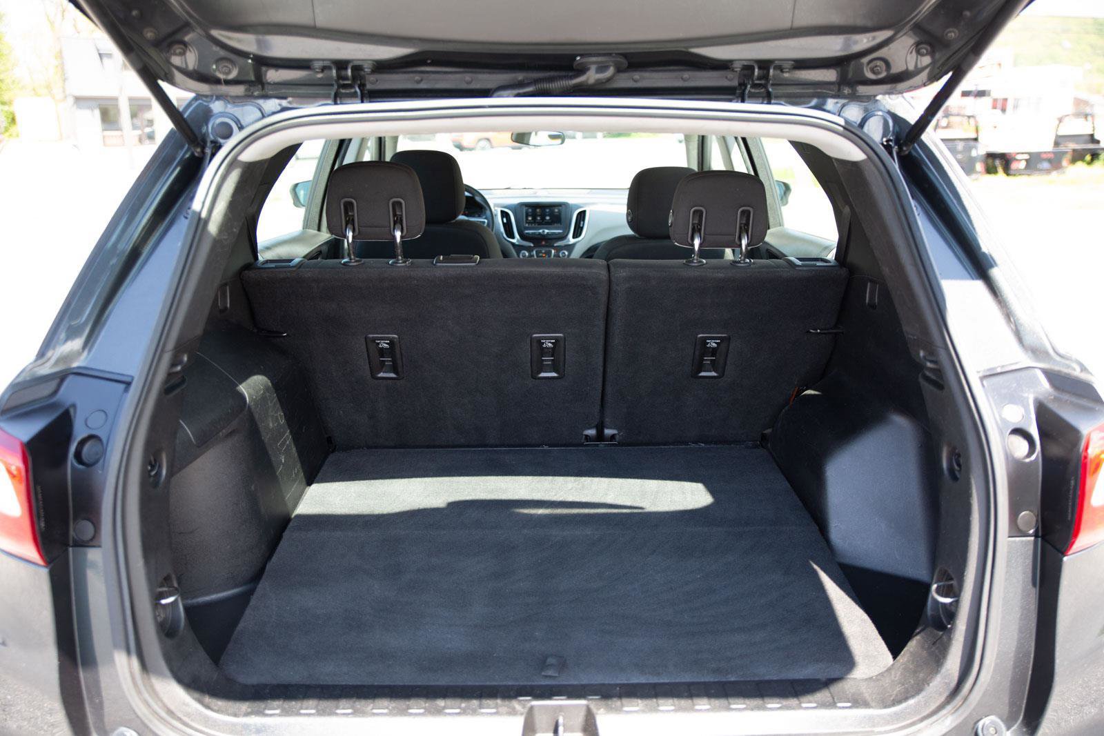 Used 2019 Chevrolet Equinox LS AWD/4WD image 24