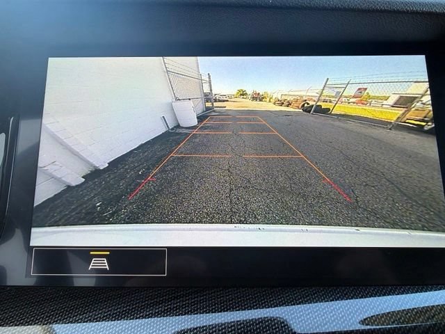Certified 2022 Buick Envision Preferred FWD image 3
